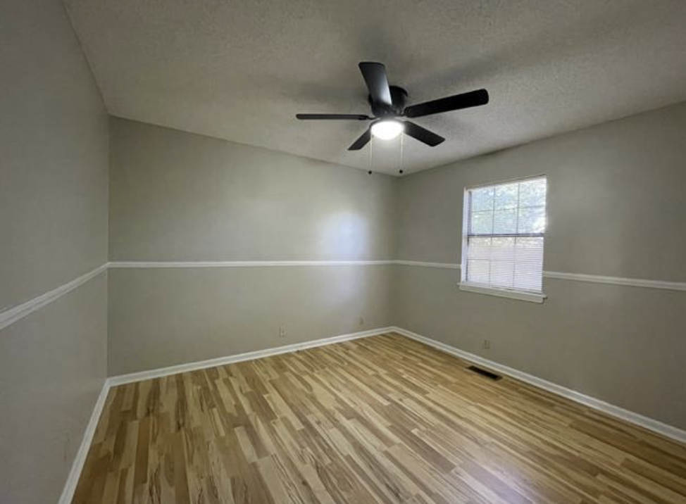 1918 Doris Dr - Photo 6 of 10