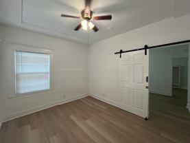 727 N Sutter St - Photo 1 of 1