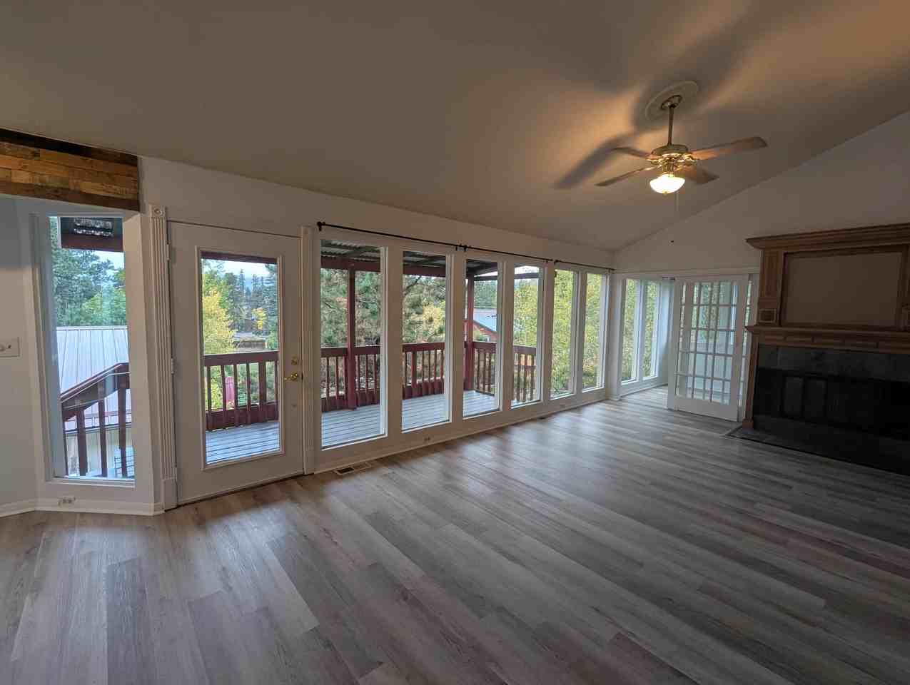 218 S Fairview St - Photo 4 of 27