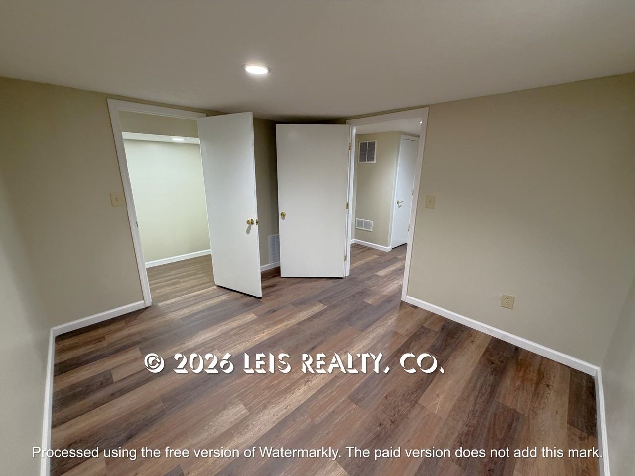 3271 Harrison Road, Apt B - Photo 7 of 20