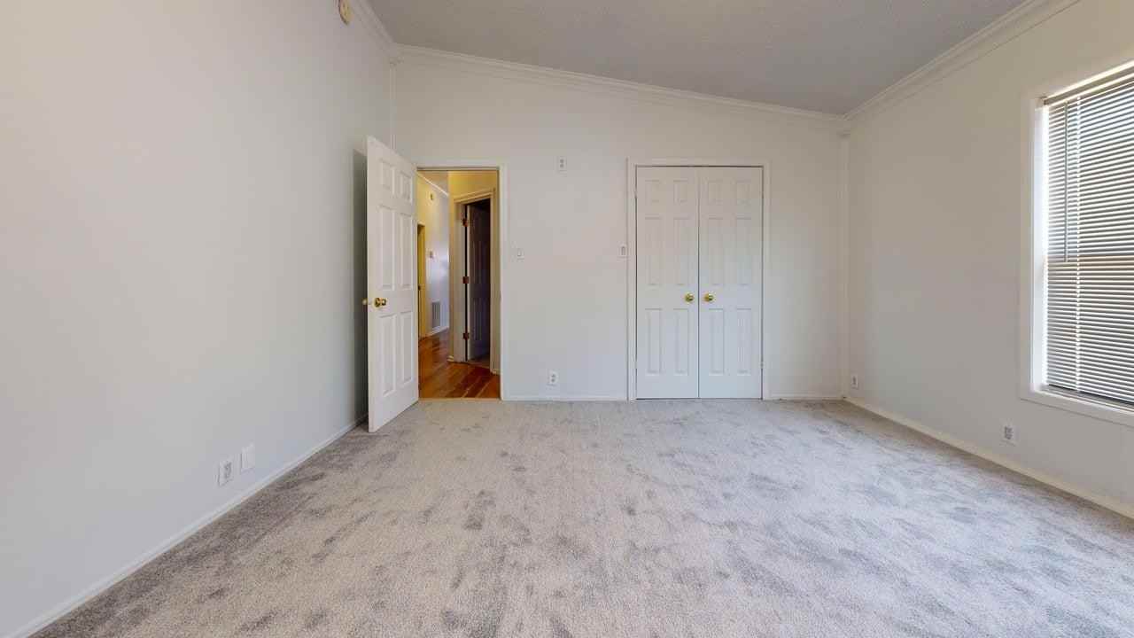 10664 Ne Keeney Rd #1 - Photo 6 of 12