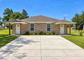 2106 Charles Whitlow Ave - Photo 1 of 1