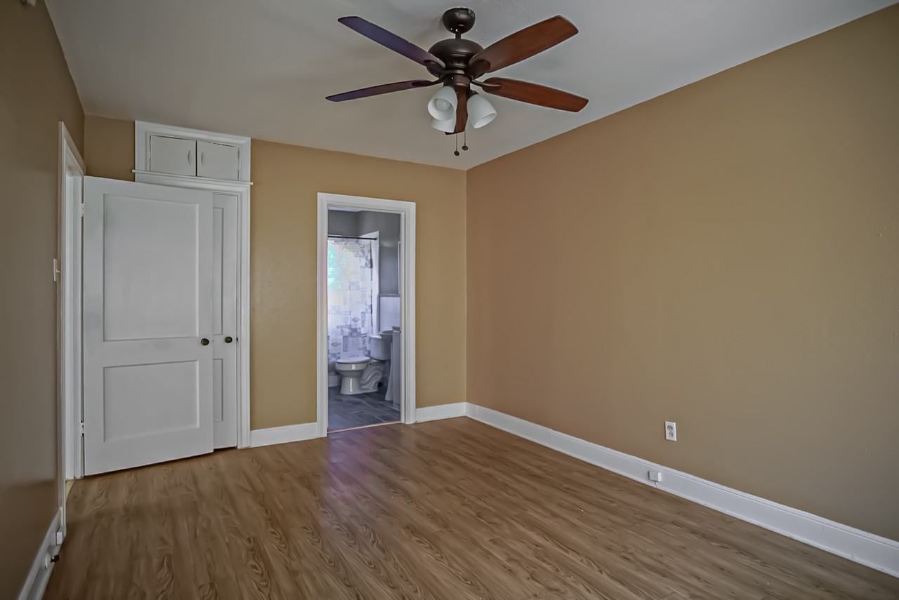 5218 Bernardo De Galvez Avenue - Photo 4 of 14
