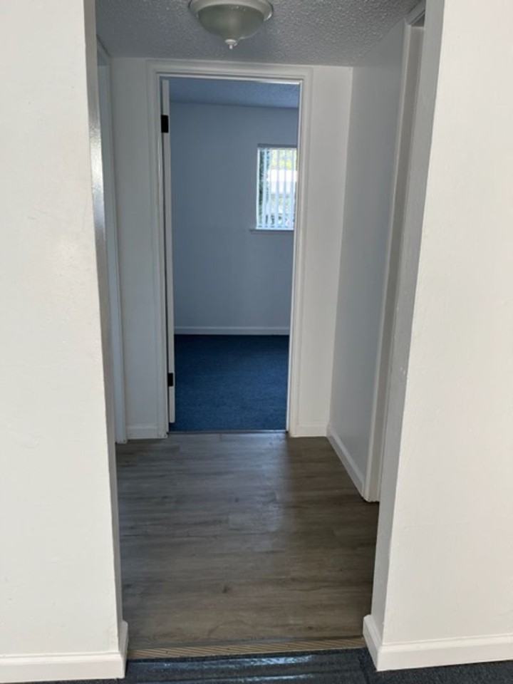Cypress Terrace Apartments - Photo 5 of 18
