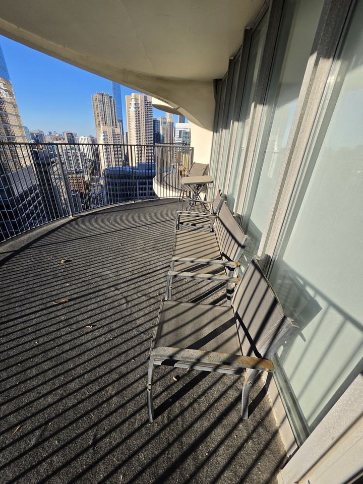 300 North State Street - 3603Unit 3603 #3603 - Photo 3 of 18