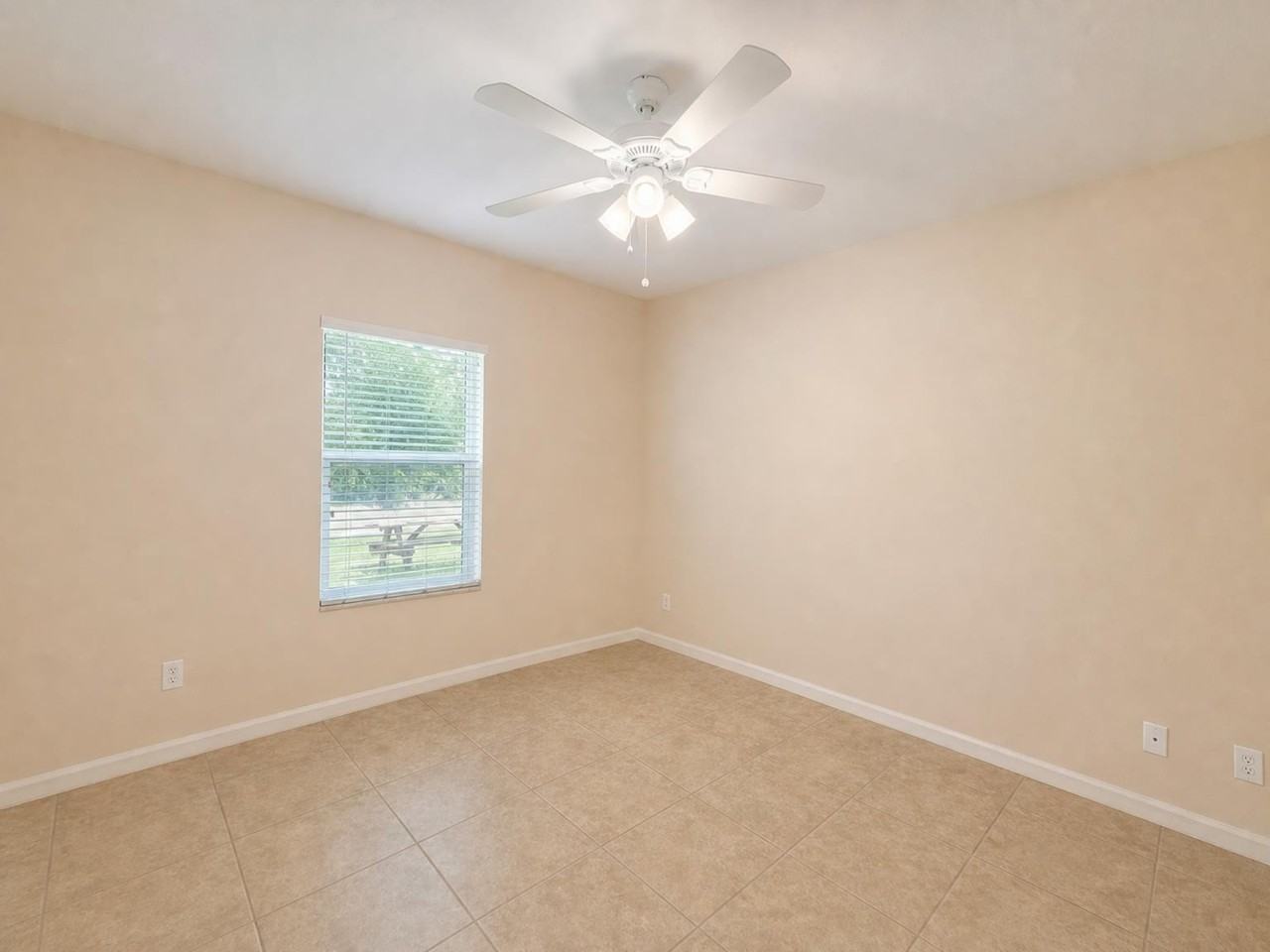 26160 Explorer Rd - Unit 1 - Photo 4 of 13