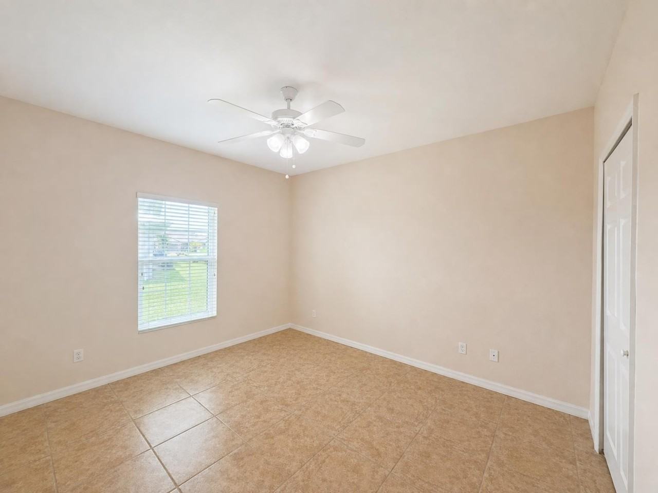26160 Explorer Rd - Unit 1 - Photo 6 of 13