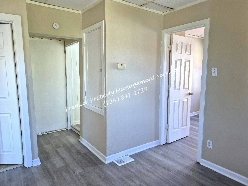 2008 7th Avenue, Unit Middle - Photo 2 of 13