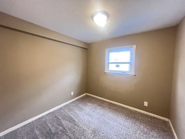 711 W CHURCH St. - Photo 4 of 26