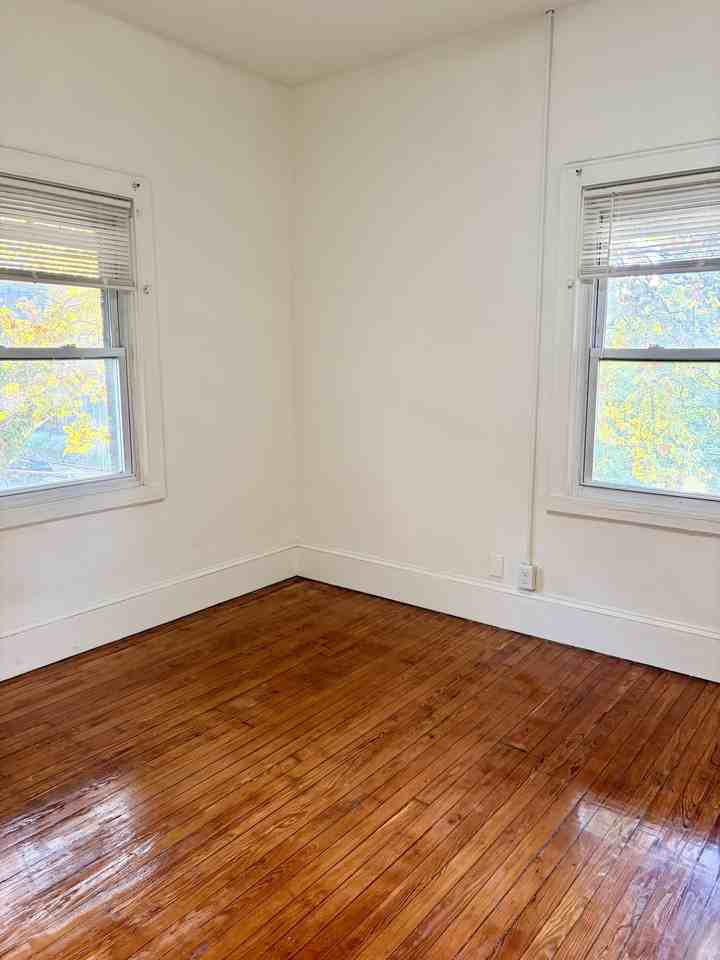 3511 Baring St - Photo 6 of 12