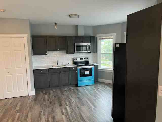 1103-1105 Chalkstone Ave - Photo 6 of 7