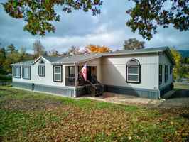 featured image of 2665 Whistlers Park Rd