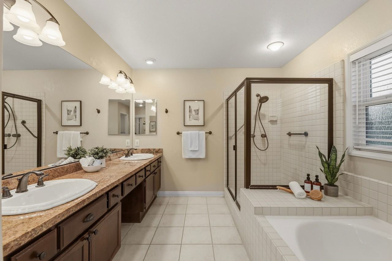 1356 Blackhawk Gln #1 - Photo 7 of 10
