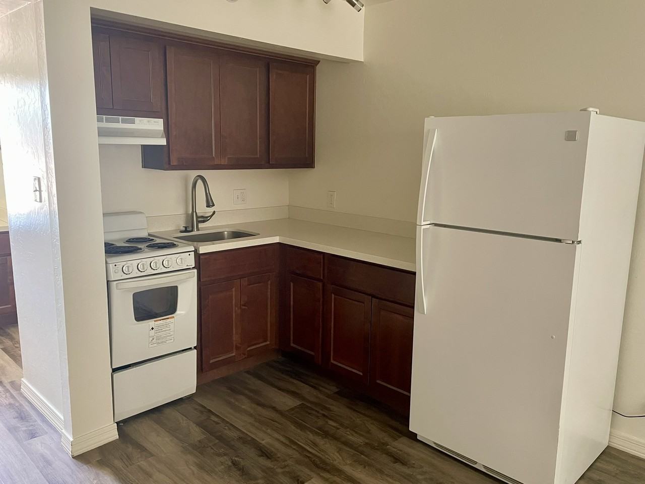 2301 N. 28th Street - Photo 7 of 14