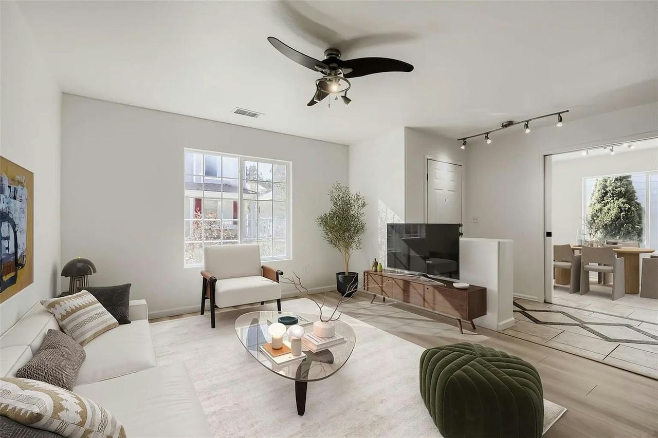 21458 East 47th Avenue - Photo 6 of 34