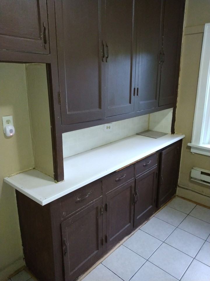 330 West Keefe Avenue - Photo 4 of 22