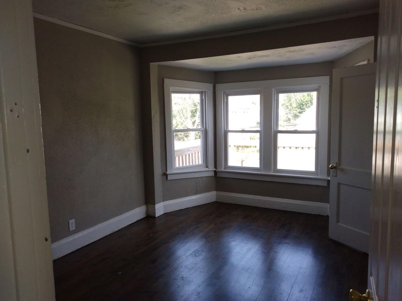 3334 N 14th Street (upper) - Photo 4 of 15