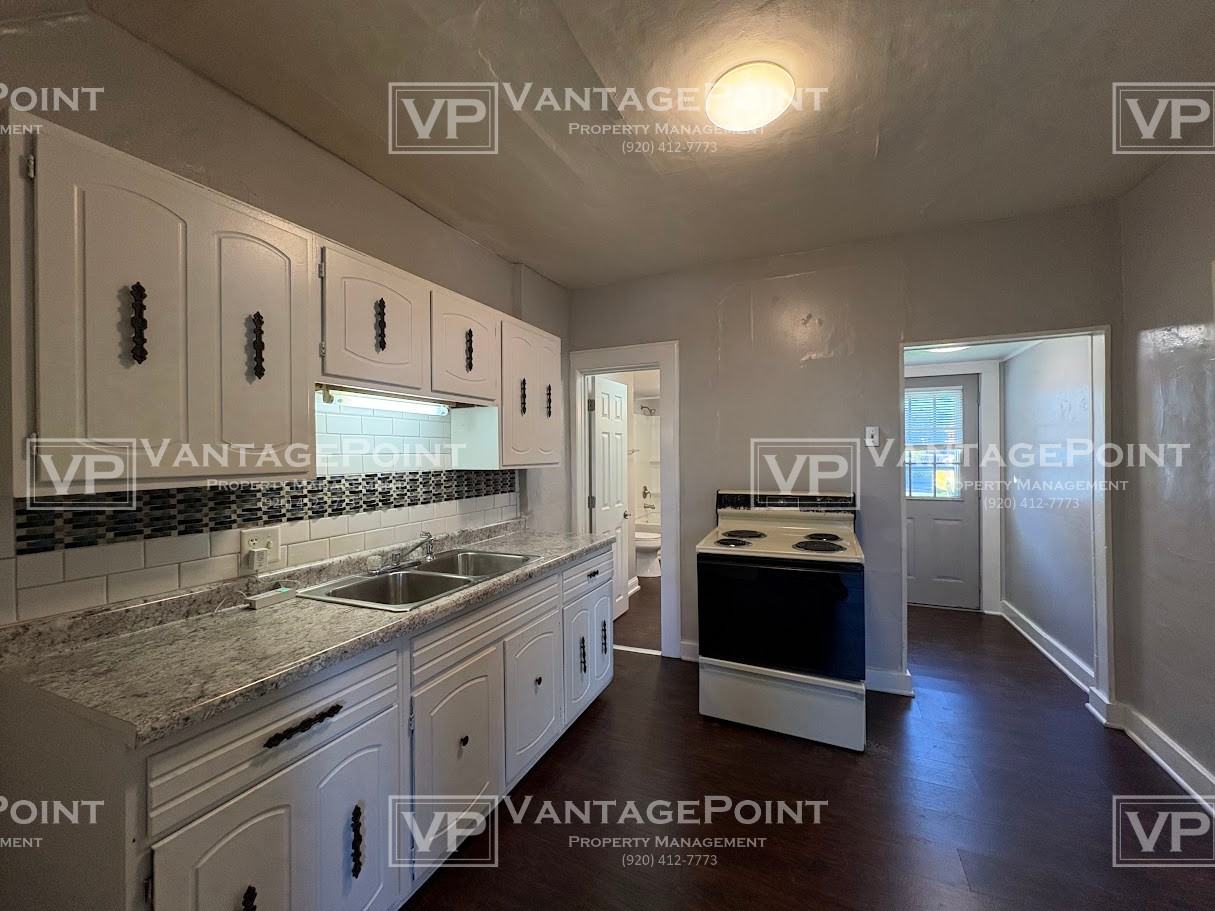 315 W 10th St #C - Photo 2 of 13