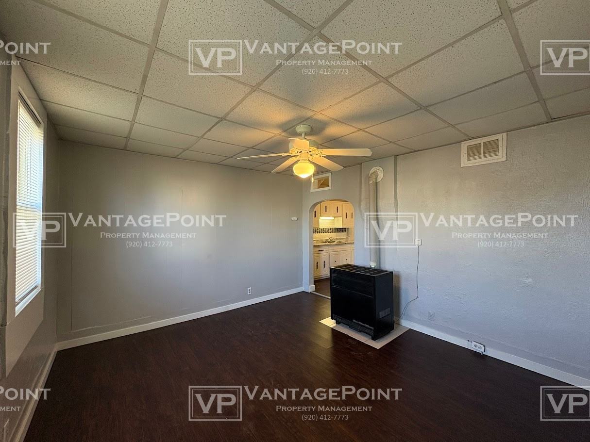 315 W 10th St #C - Photo 7 of 13
