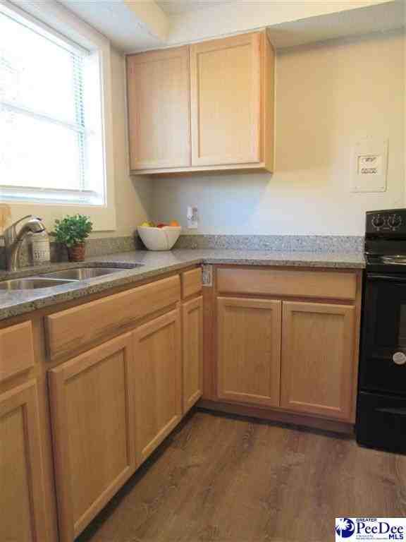 The Bricks - 730 S. Dargan - Photo 5 of 10