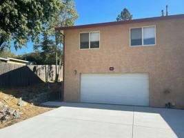 featured image of 1011 Elizabeth Ln