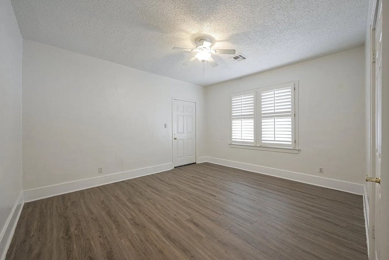 1232 Ne 16th St #1 - Photo 6 of 14