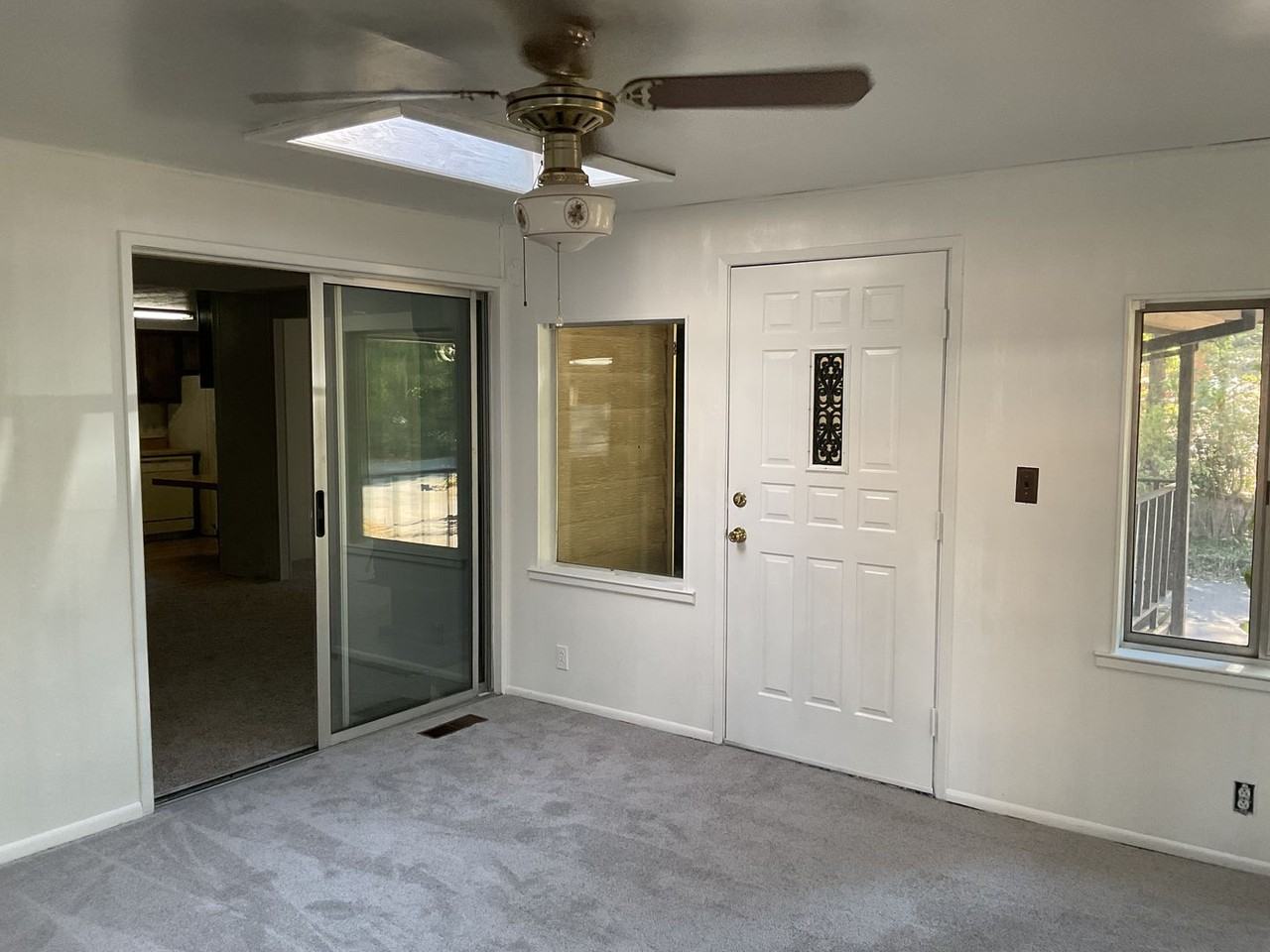 14412 Clarion Way - Photo 7 of 50