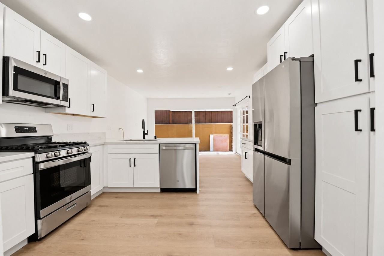 4840-4842 College Ave. - Photo 4 of 50
