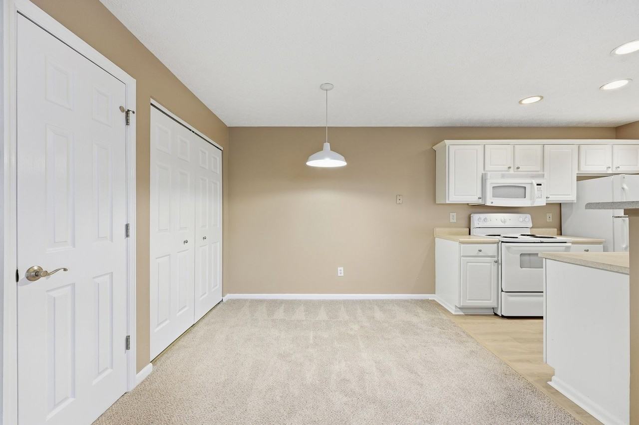 5496 Cedar Spgs - Photo 4 of 16