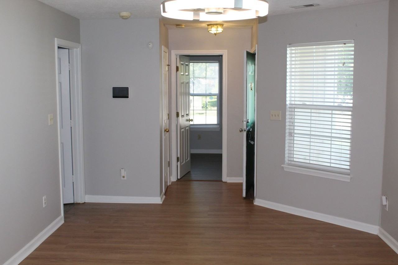5357 Burcham Way - Photo 2 of 15