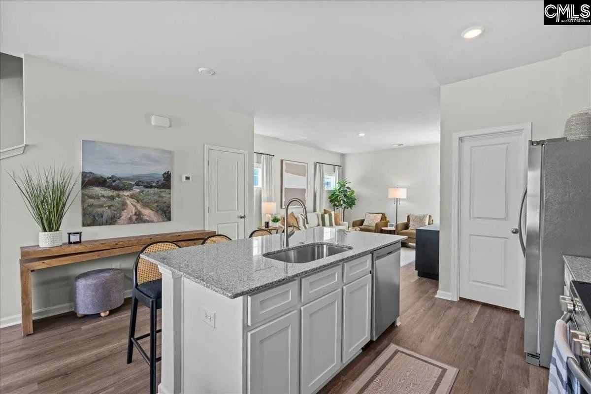 1004 Tundra Teal Ln - Photo 5 of 22