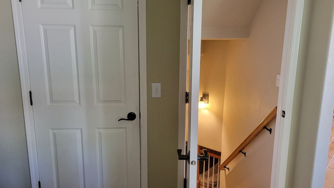 3428 Verbena Cir - Photo 2 of 15