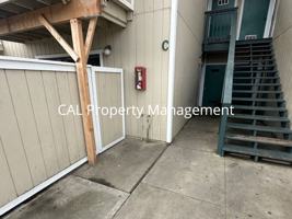 featured image of 1413 Del Monte Ave