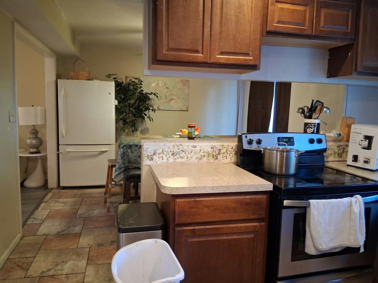 6229 E 127 St - Photo 3 of 7