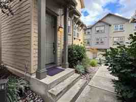 featured image of 162 Zephyr Pl #102