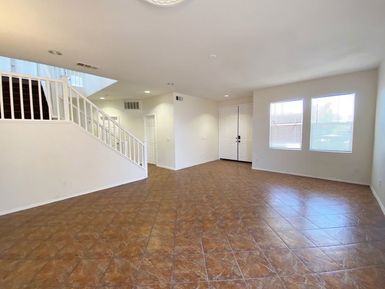 6141 Serra Way - Photo 3 of 36