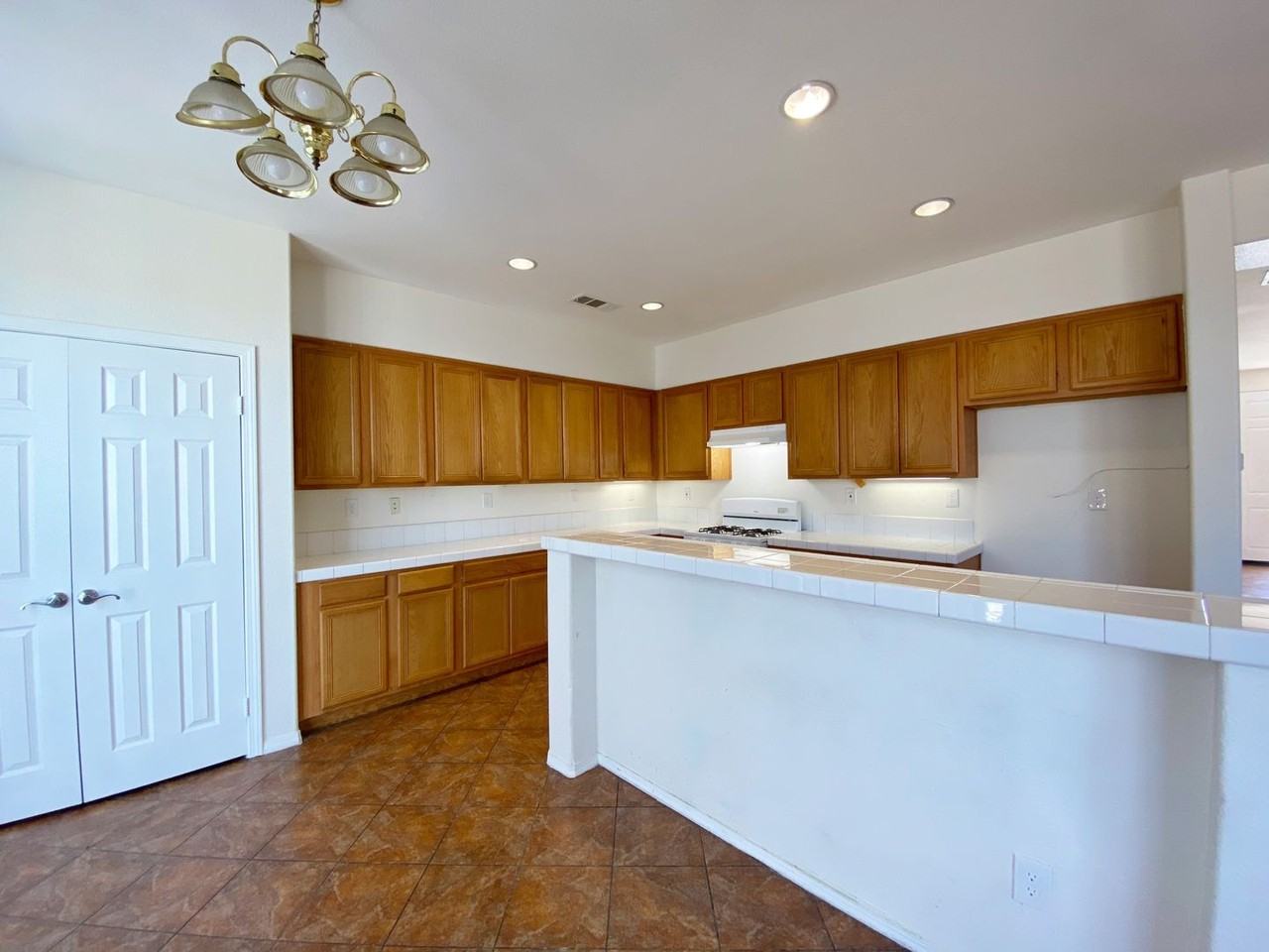 6141 Serra Way - Photo 6 of 36