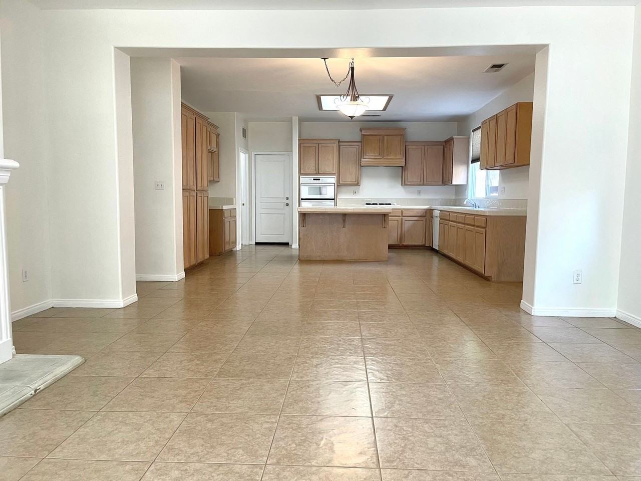 11701 Valley Forge Way - Photo 3 of 17