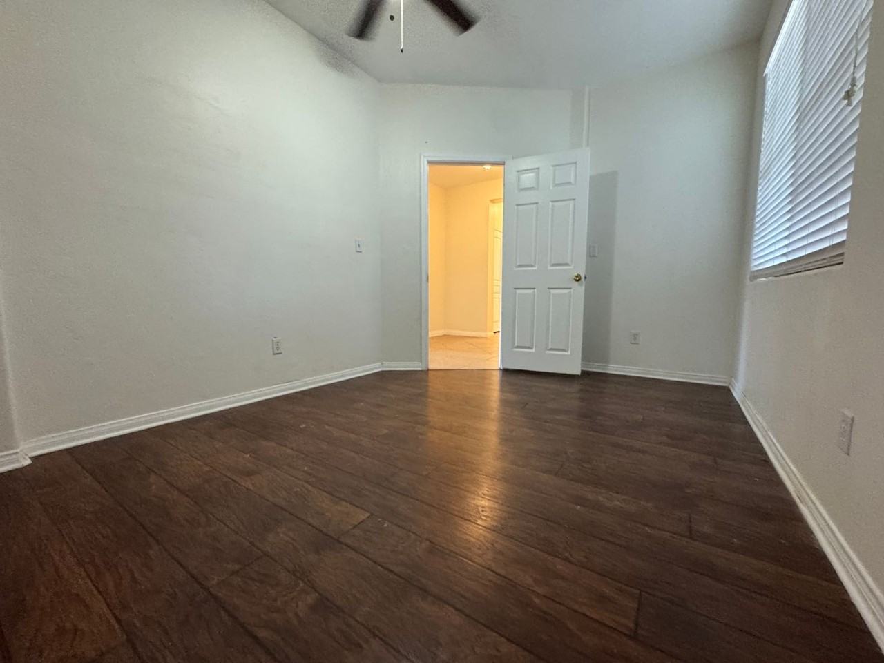 11701 Valley Forge Way - Photo 5 of 17