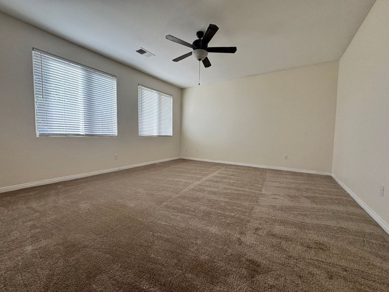 11701 Valley Forge Way - Photo 7 of 17