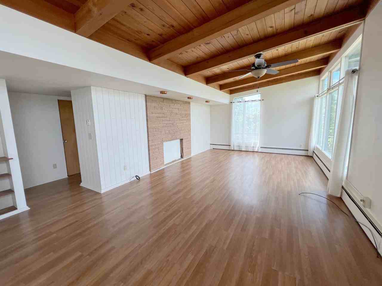 496 37th St - Photo 5 of 19