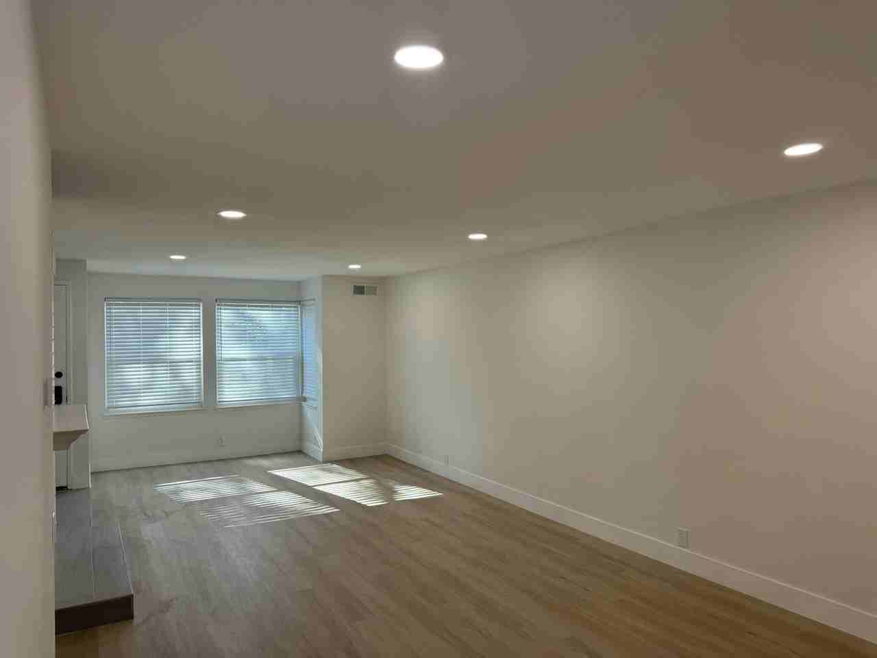 9 La Paloma Dr - Photo 3 of 15