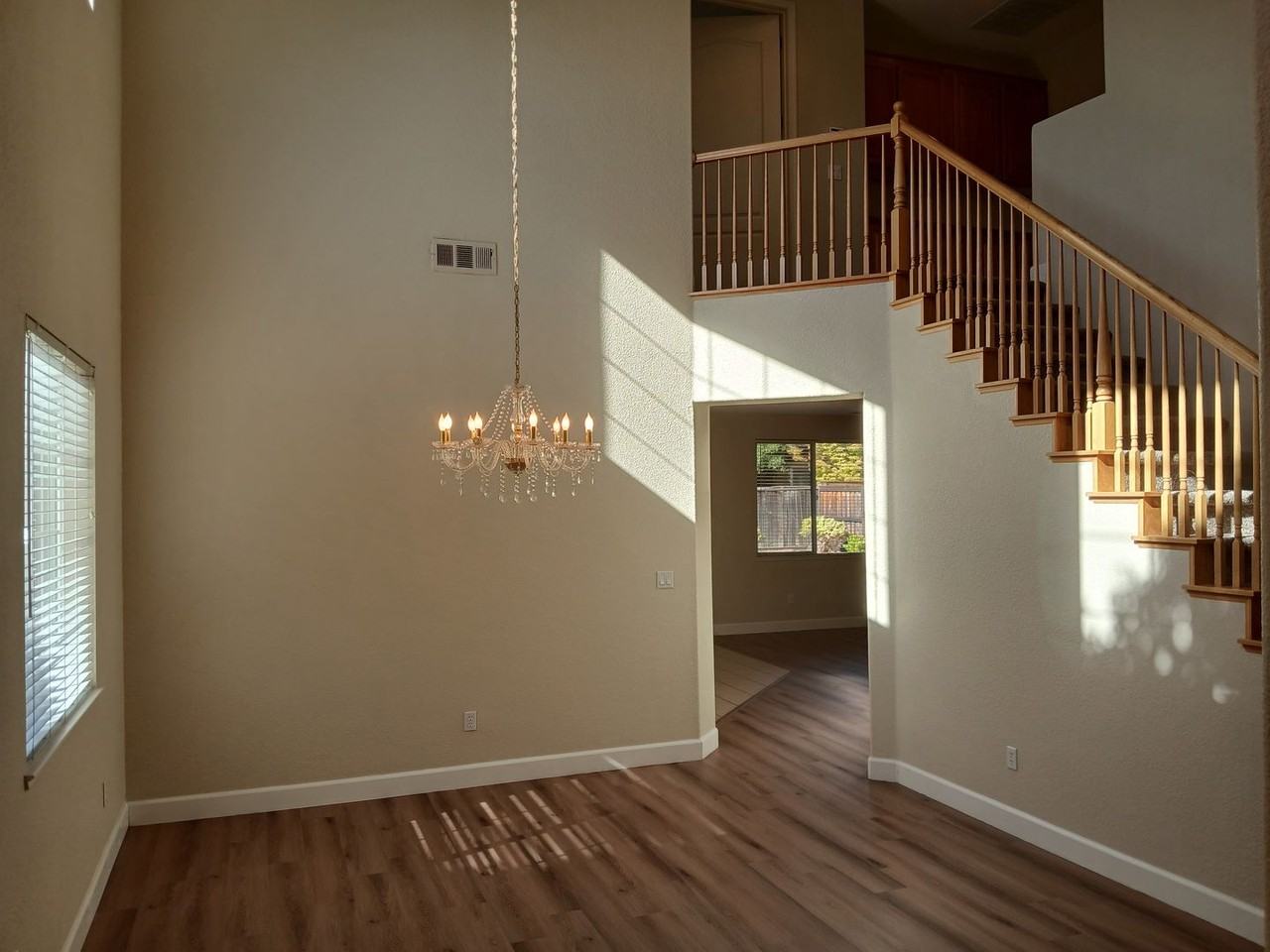 2167 Newcastle Dr - Photo 5 of 50
