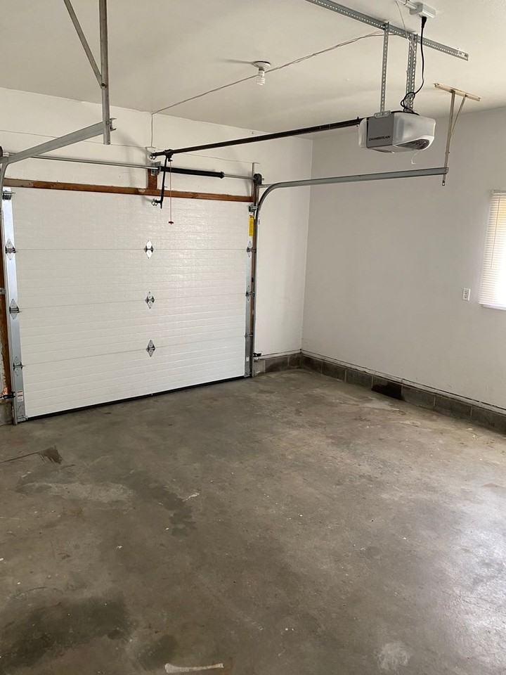 206 Sterling Ct - Photo 6 of 6