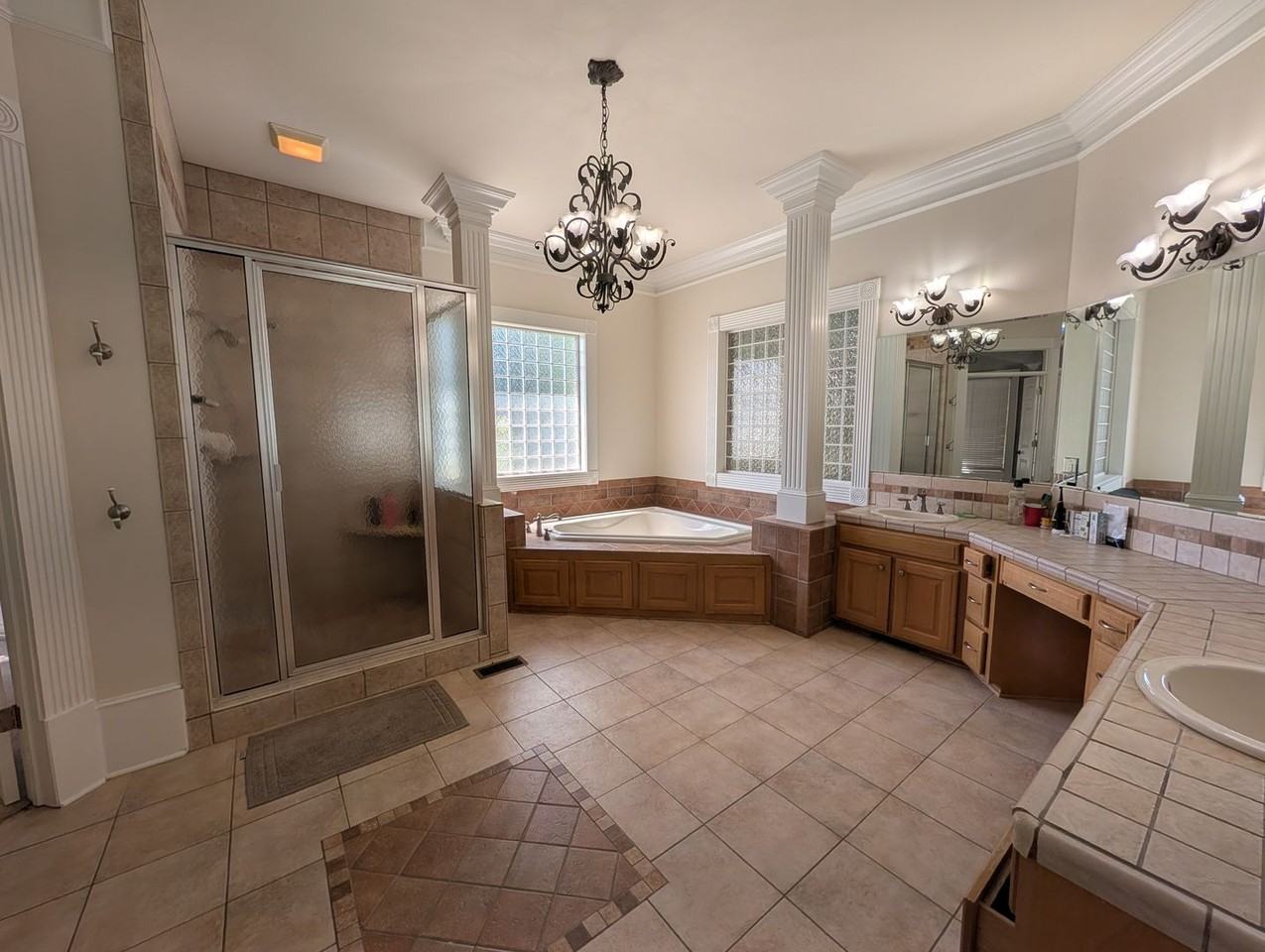 101 Michigan Ct - Photo 6 of 50