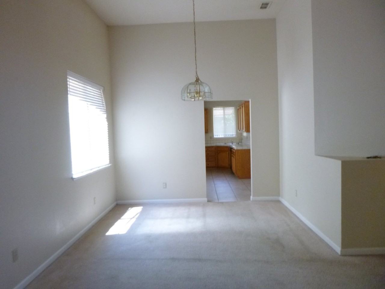 1897 Autumnwood Dr - Photo 3 of 9