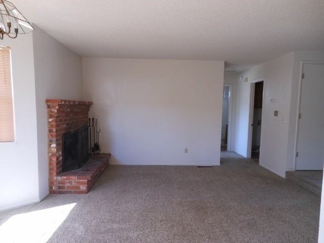 1405 Kendal Ct - Photo 5 of 12