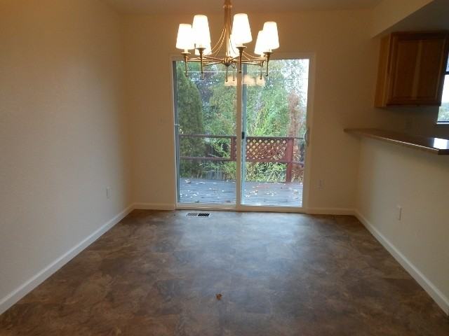 1340 Tioga Way - Photo 3 of 10