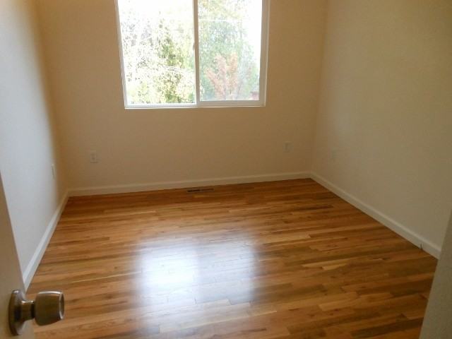 1340 Tioga Way - Photo 7 of 10