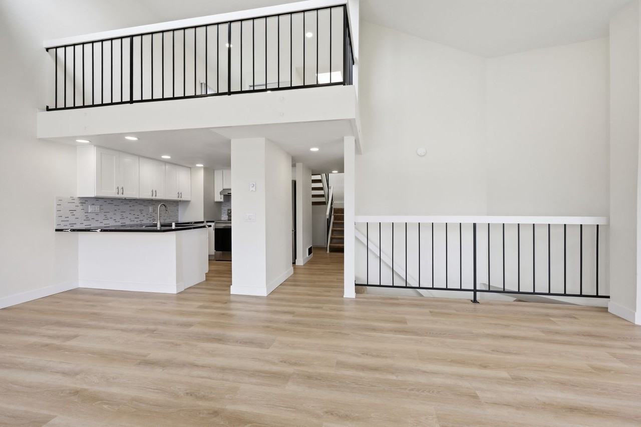 3664 Sunset Ln - Photo 6 of 24